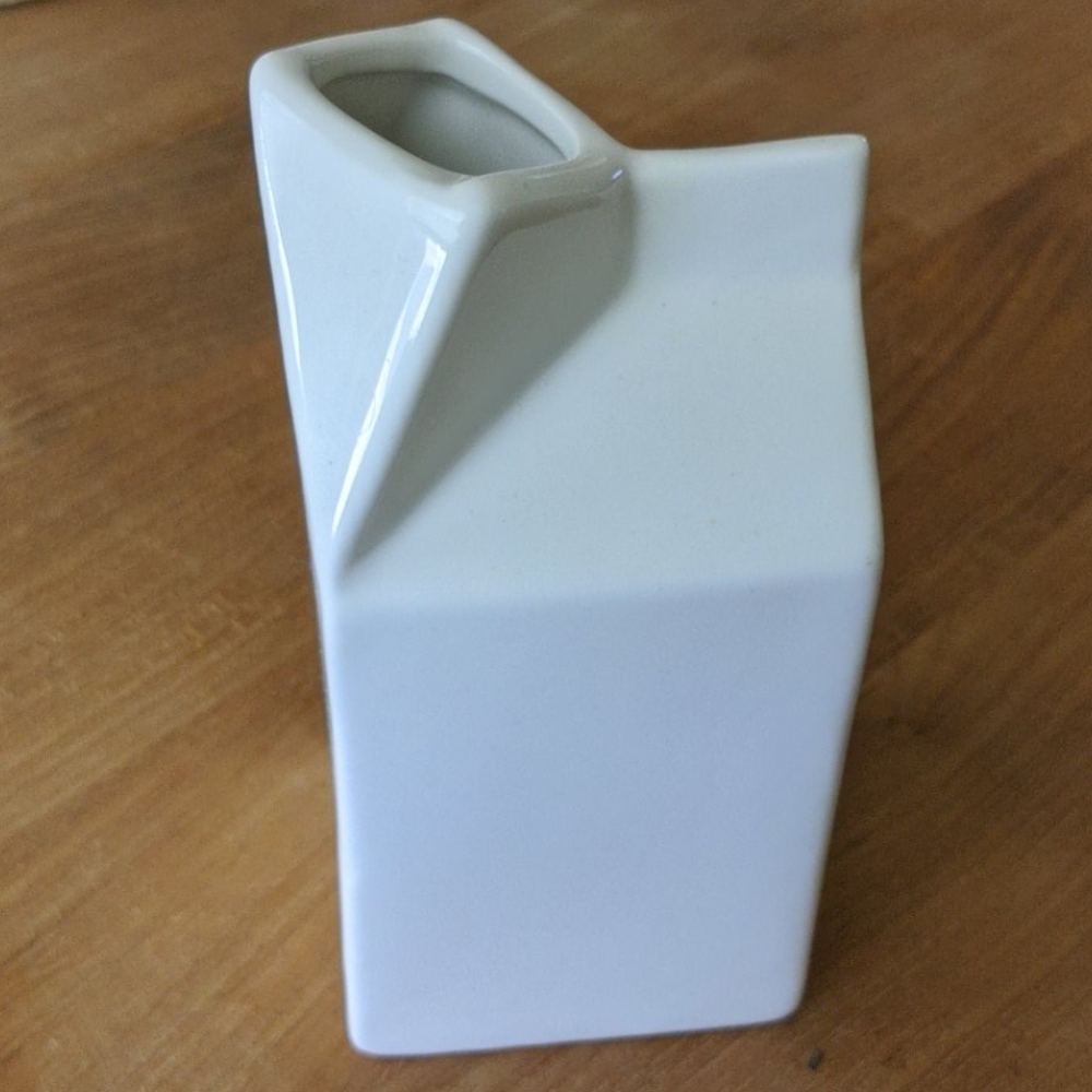 SELETTI creamer